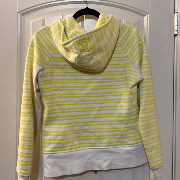 Lululemon scuba sweater - Picture 5 of 5